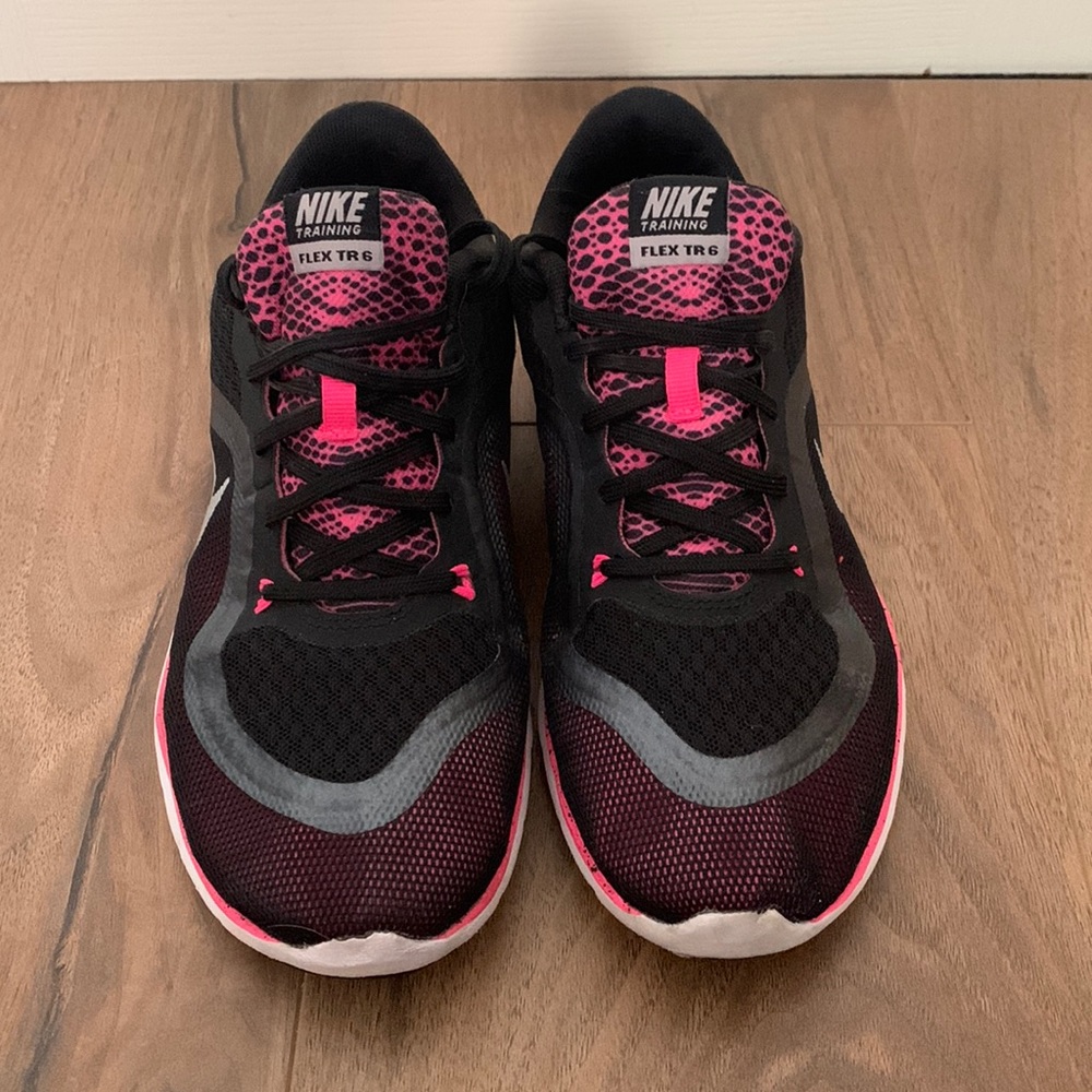 Nike Women’s Flex 6 Sneakers- Pink/Black- Size 7.5- GREAT CONDITION!